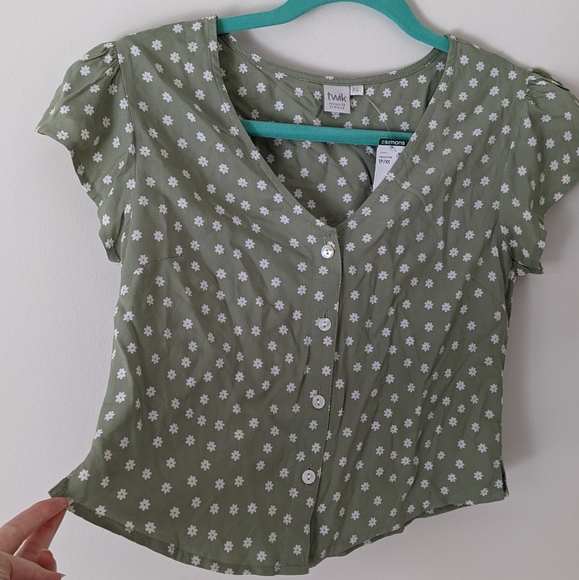 *NWT* Simons TWIK - Floral Cropped Button-Up Blouse - Picture 12 of 14